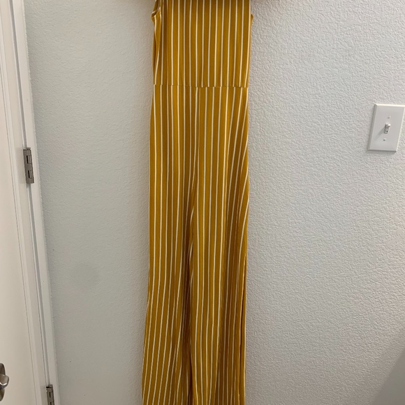 Yellow striped jumpsuit - Picture 1 of 1